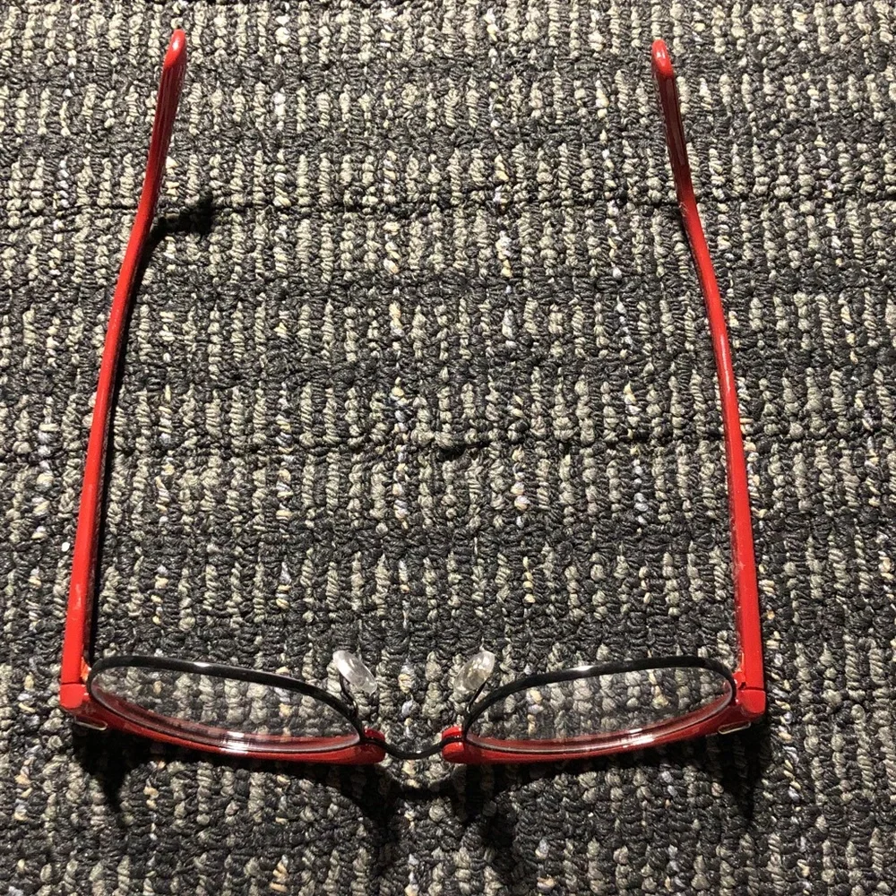 Trendy Women’s Stylish Glasses (Clear Lenses no subscriptions)